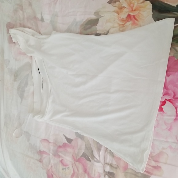 Arden B white asymmetrical top - Picture 5 of 7